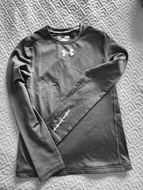 Under Armour Boys Black Long Sleeve Performance Tee
